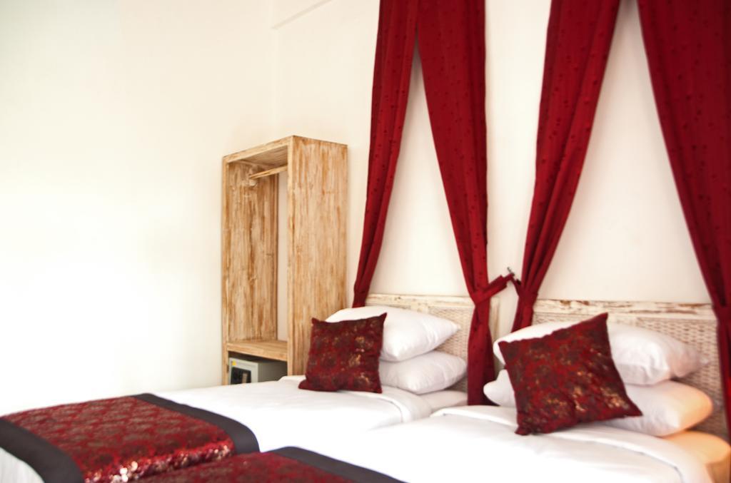 Lombok Senggigi Hotel Mangsit Habitación foto